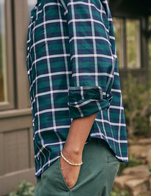 Detail of sleeve on person wearing Green Plaid Frank & Eileen Barry Tailored Button-Up Shirt in Flannel, view 3