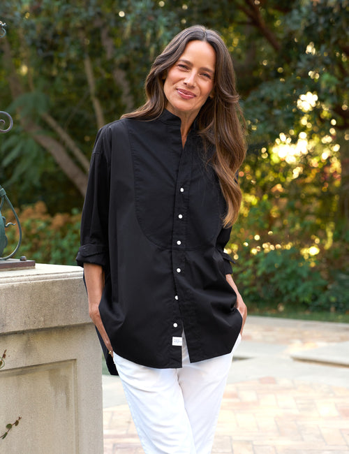 VICTORIA Black, Italian Superluxe, front view