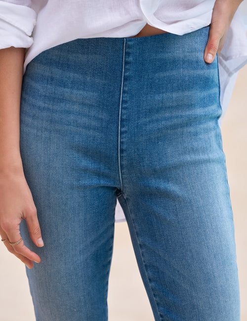 DERRY ILLUSION 2013 Wash, Italian Dream™ Denim, view 3