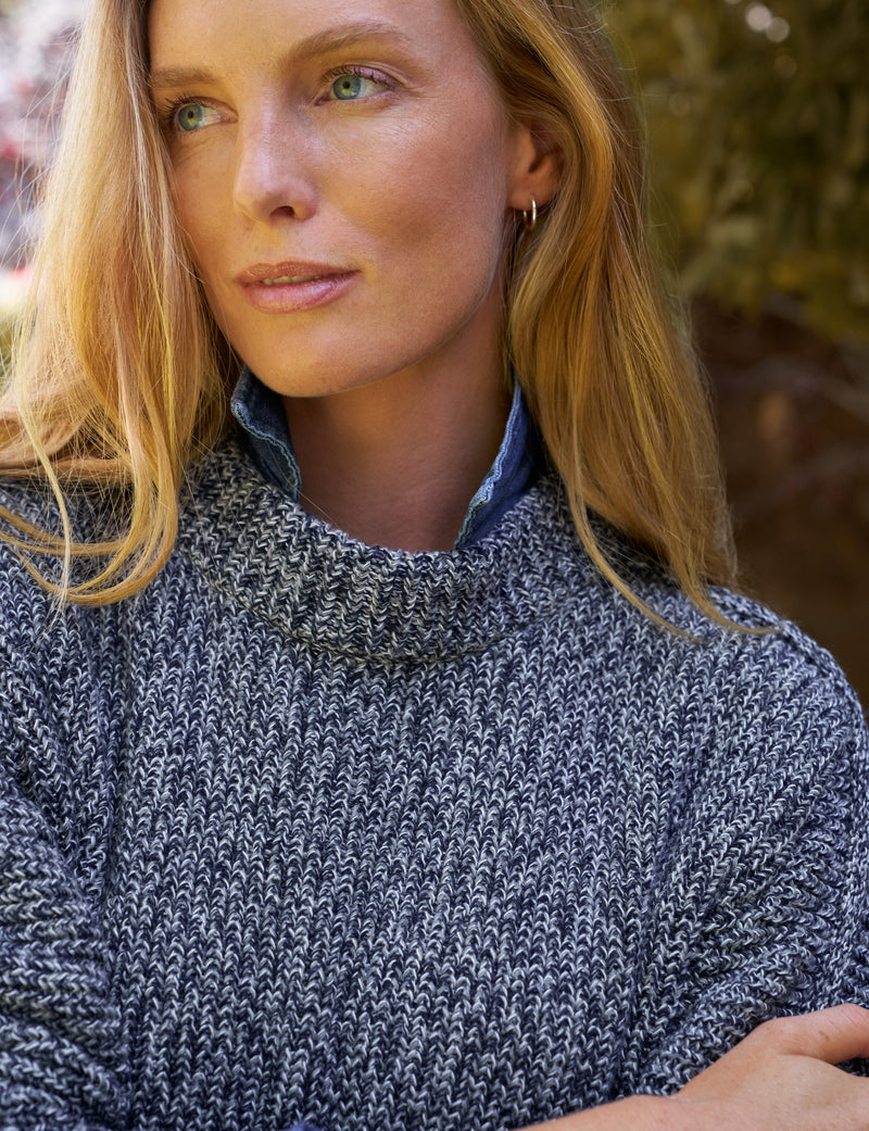 image of//www.frankandeileen.com/cdn/shop/files/94-SWEATER02-GWNK-EILEEN-DIWD-BARRELJEAN-NTVD-CLARA-26FA-SEPT_3865_sRGB_0db95dc2-440a-4026-b936-81d4192183b4_small.jpg?v=1787889454