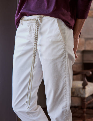 Front of person wearing White Frank & Eileen Niamh Celtic Rope Belt in Italian Vesuvio Suede