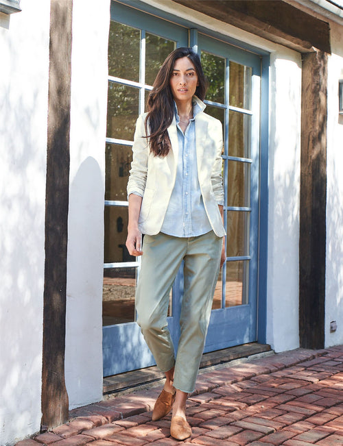 Person wearing White Wash Frank & Eileen Dublin Tailored Blazer in Italian Performance Denim outside, alternate view