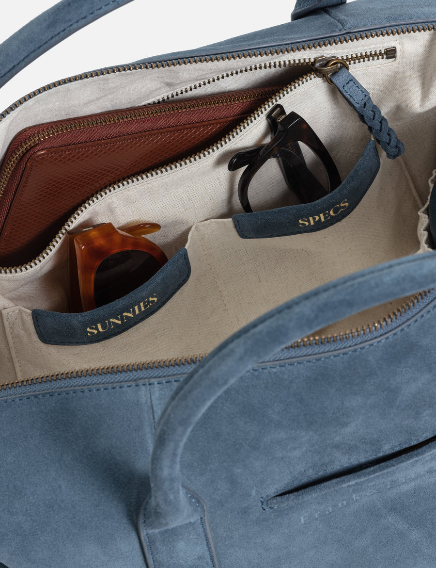 Interior pockets of Jean Blue Frank & Eileen Willow Everyday Bag