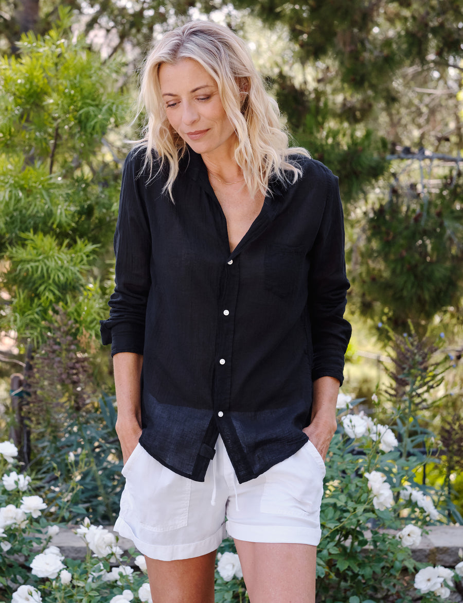 Front of person wearing Black Frank & Eileen Barry Tailored Button-Up Shirt in Organic Voile